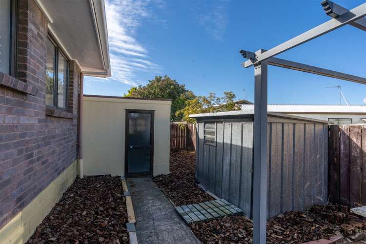 11a Inverness Avenue Hamilton East_18