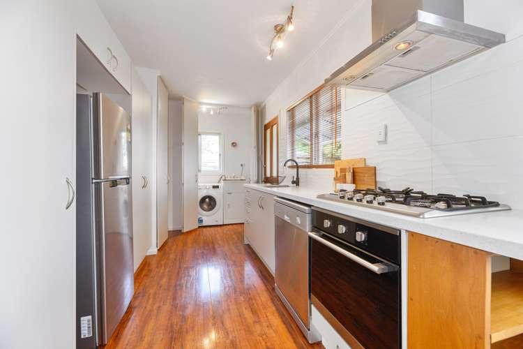 42 Hereford Street Te Atatu Peninsula_10