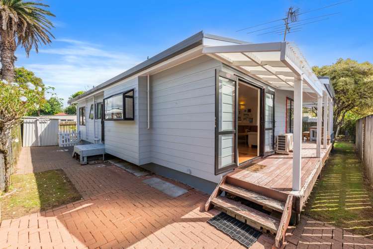 2/33 Overton Road Papatoetoe_8