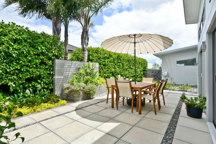 56 Somerton Drive Huntington_5