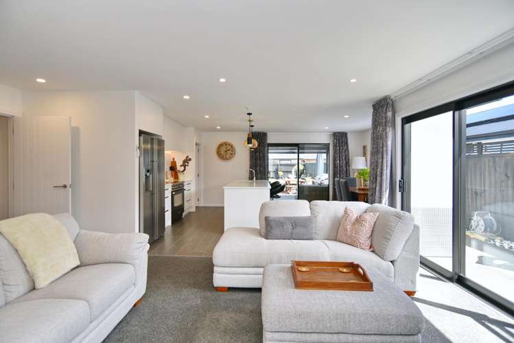 16 McQuillan Avenue Woodend_8