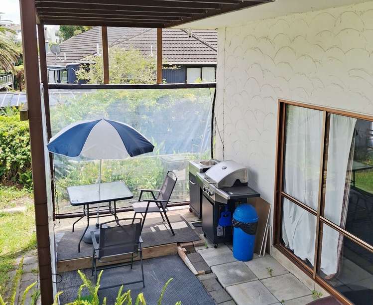 918 Beach Road Waiake_13