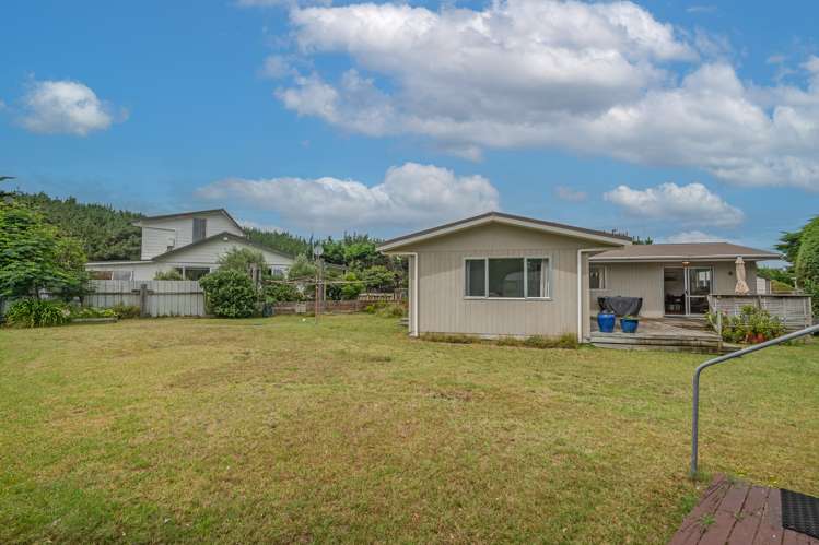 25 Te Kiri Street Himatangi Beach_19