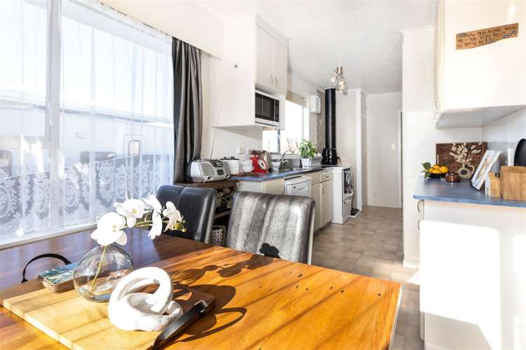 32 Rousehill Street Renwick_5