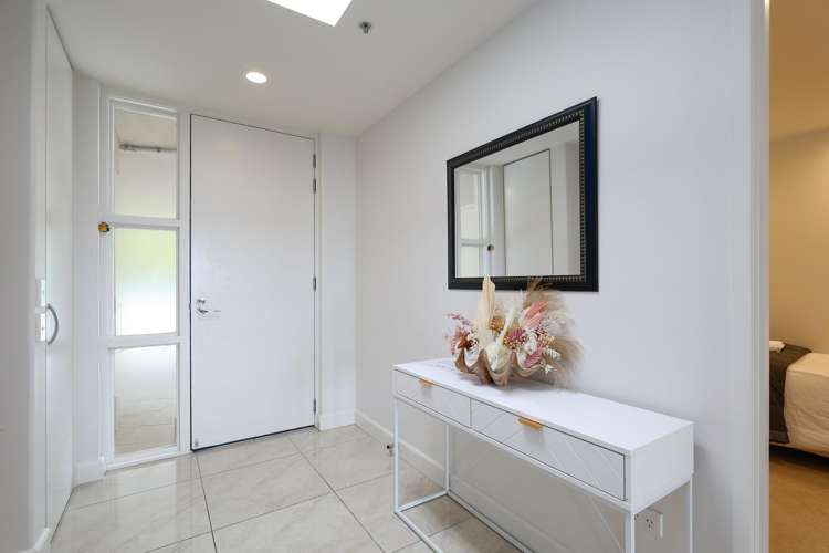 Apt 308, The Sands, Bisley Avenue Moana_17