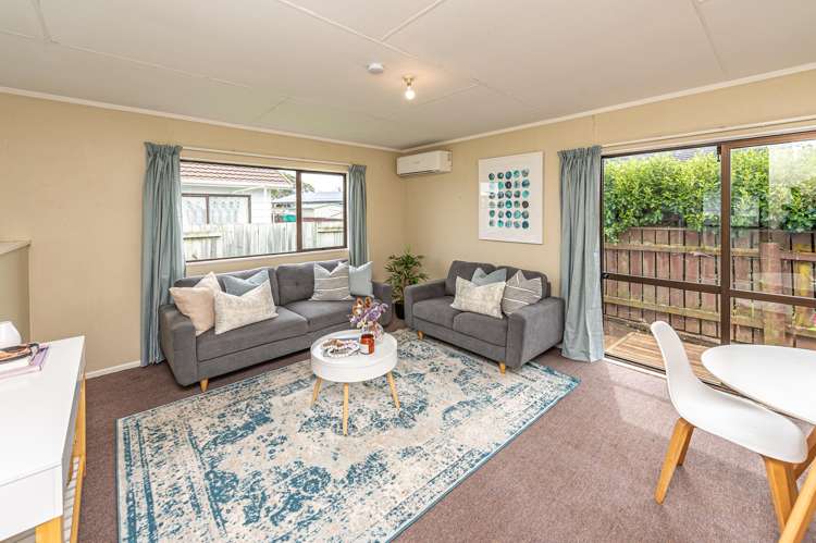 12B Cornwall Road Springvale_1