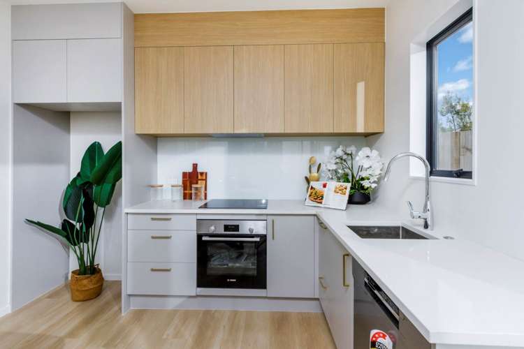 11b Elizabeth Drive West Harbour_22