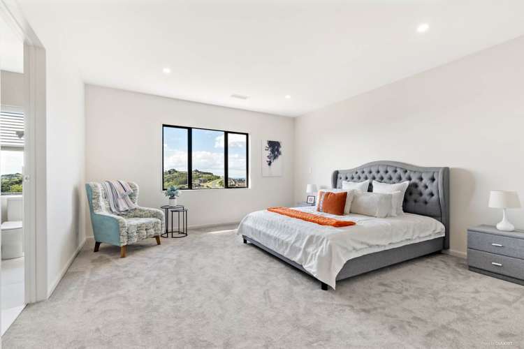 764 Redoubt Road Flat Bush_13