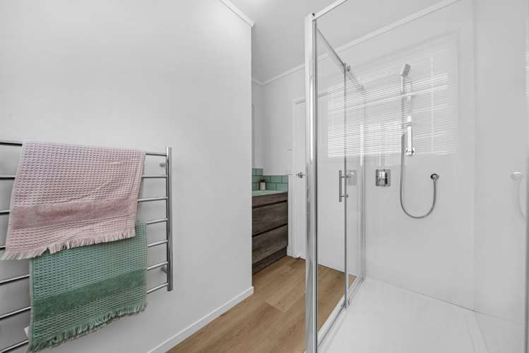 2/52 Butterworth Drive Glendene_15