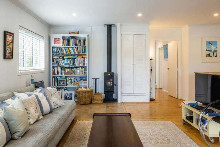 64 Wharf Road Ostend_7