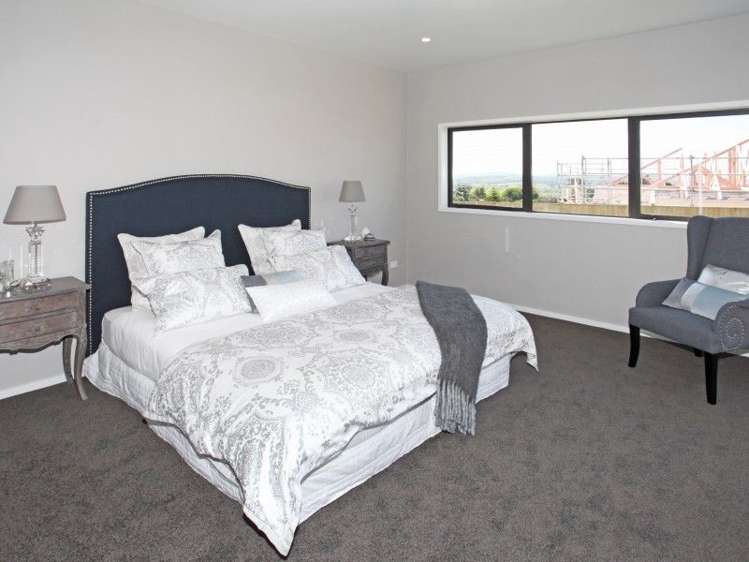 352 Upper Queen Street Pukekohe_11