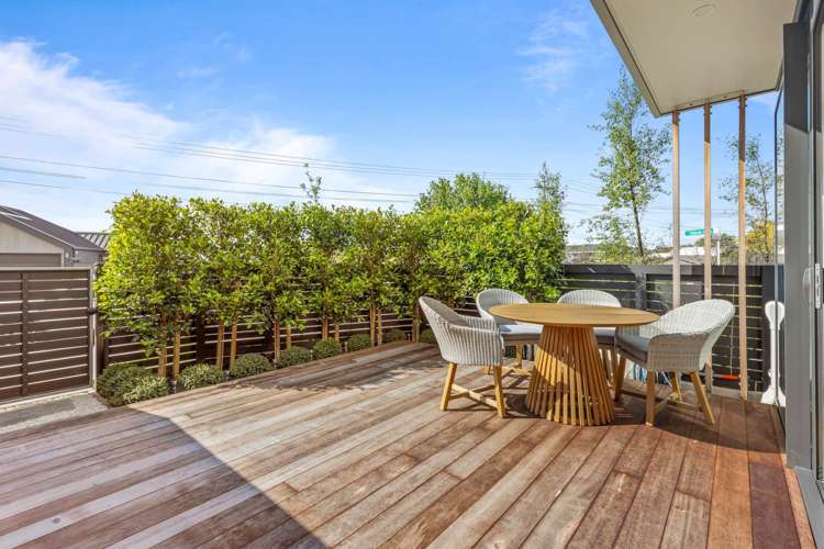 31/82 East Coast Road_3