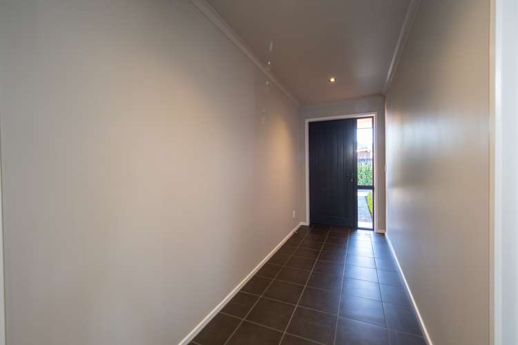 38b Cross Street Allenton_16