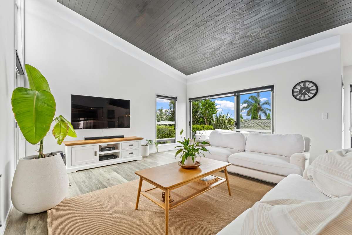 121 Tauranga Place_1