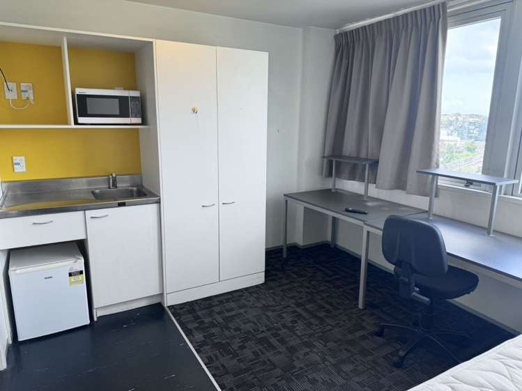 1107 138 Anzac Ave 10015_2