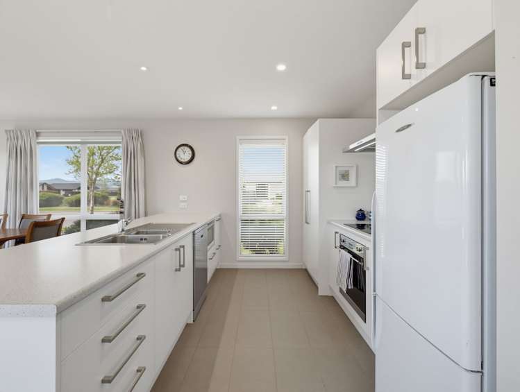 33 Eastfield Drive Lincoln_9