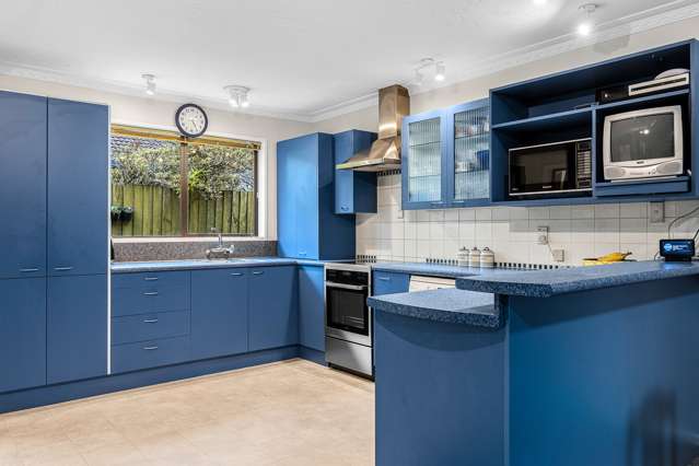 14 Wakelin Place Redwood_1