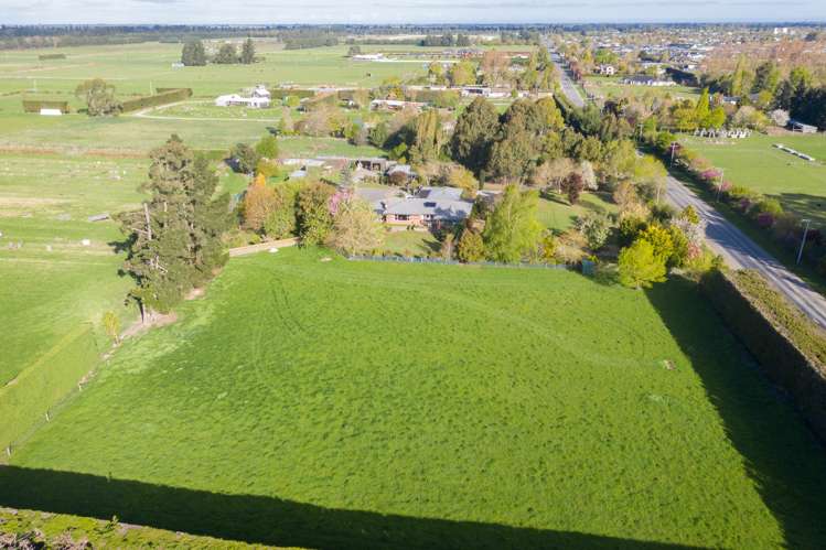 218 Racecourse Road Allenton_16