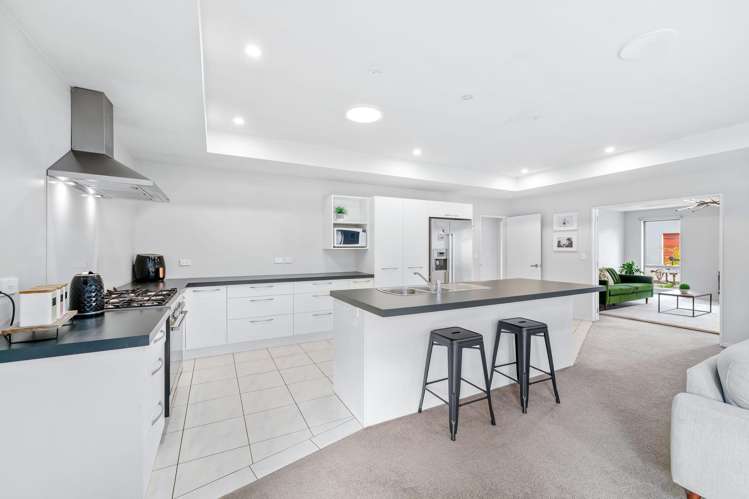 22 Everest Way_3