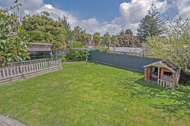 8 May Avenue Te Atatu South_13