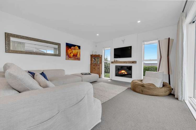 83 Seventh View Avenue Beachlands_7