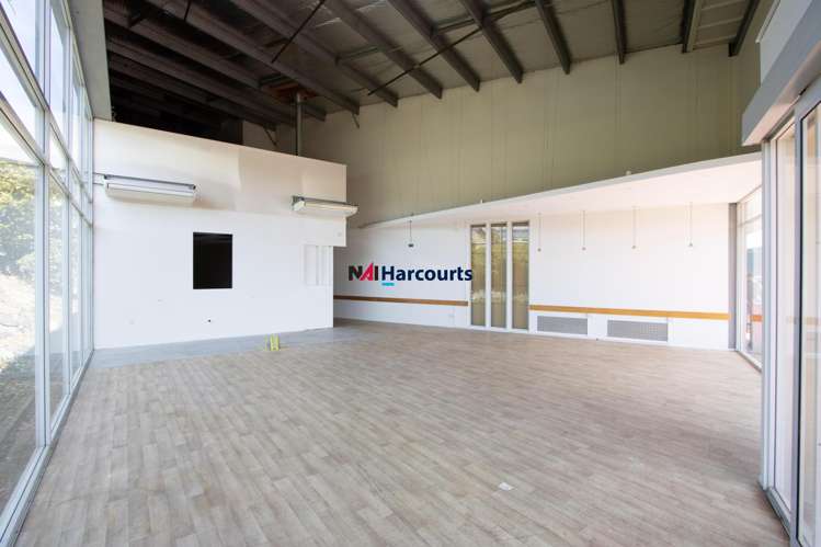 Cafe/60 Constellation Drive Rosedale_3