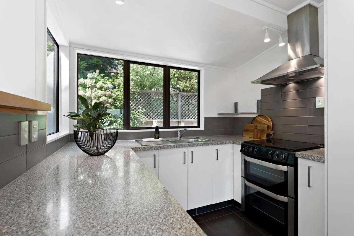 4/33-35 Teal Crescent_1