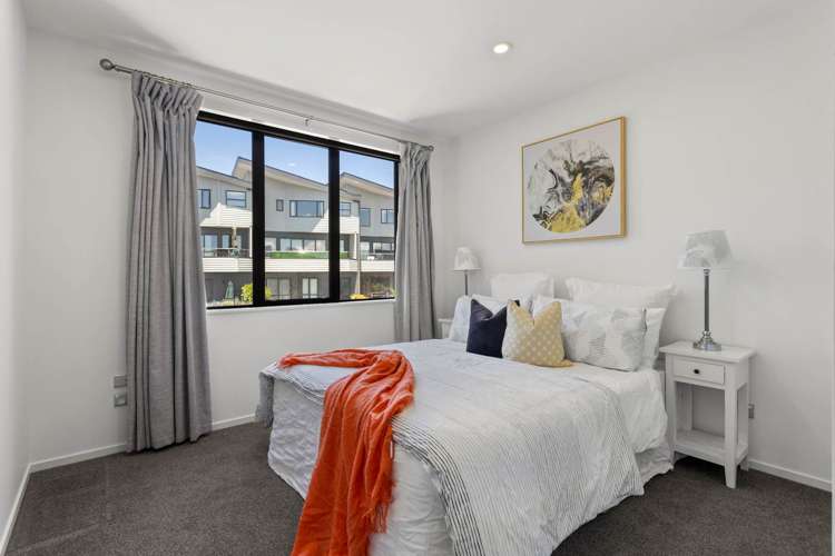 11 Moki Place Long Bay_16