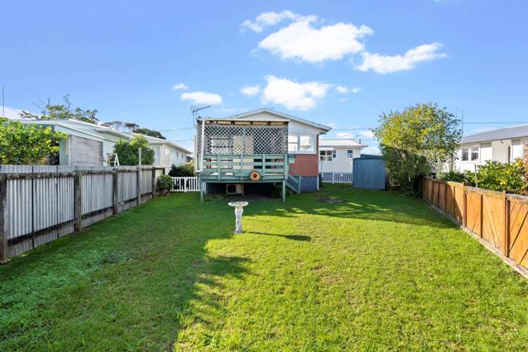 2/80 Gloria Avenue Te Atatu Peninsula_7
