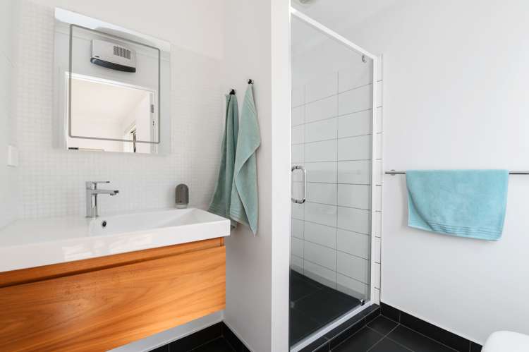 81 Iles Road Lynmore_13