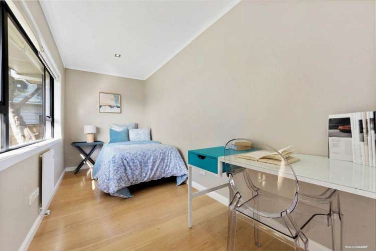 Ward Crescent Te Atatu Peninsula_11