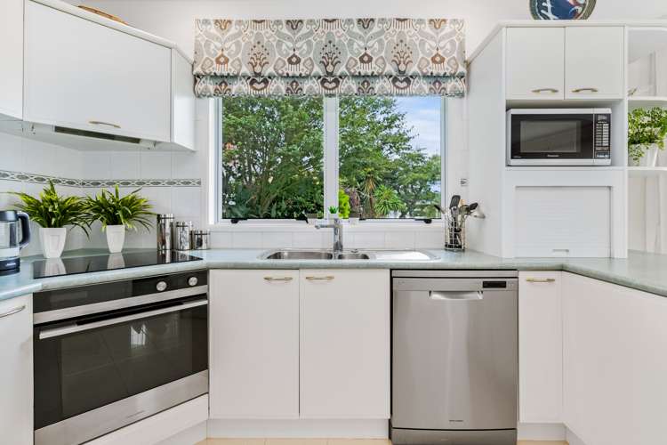 32 Fifth Avenue Avenues_11