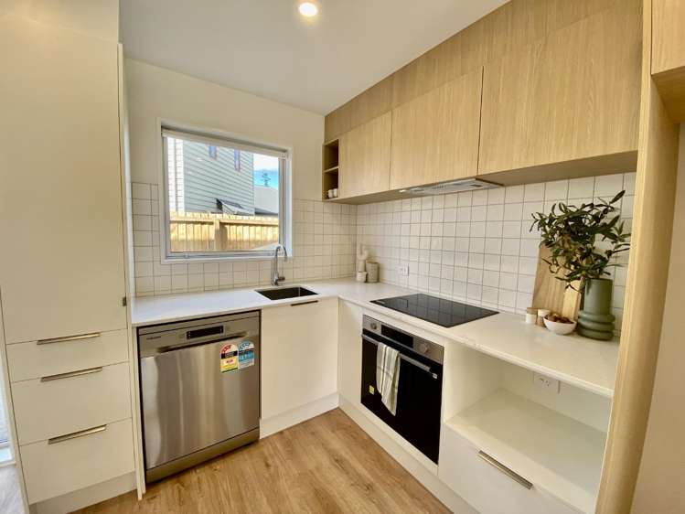 5/2 Hammond Place 10222_1