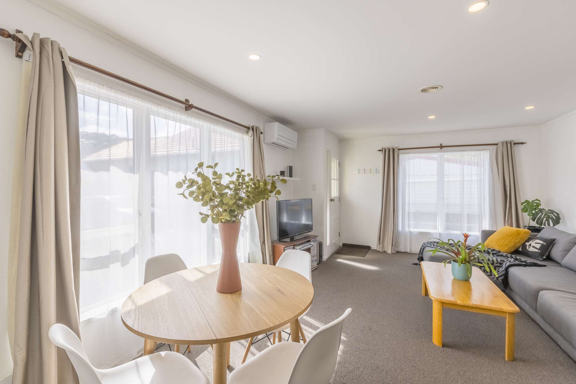 4/200 Onepu Road Lyall Bay_0