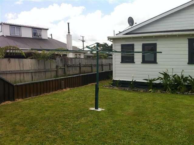 71 Sedcole Street Pahiatua_2