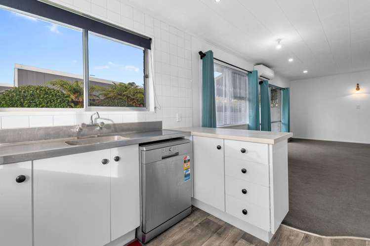 14c Ruihi Street Victoria_6