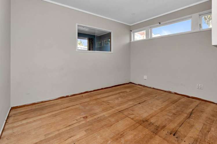 25 Crawford Crescent Kamo_6