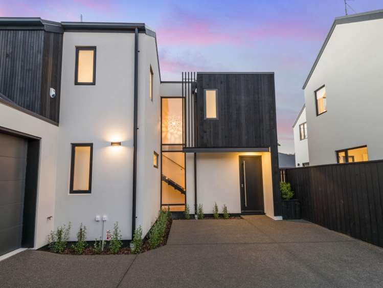 473 Durham Street North Saint Albans_16