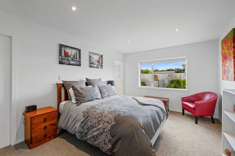 2 Rayner Way Glen Avon_8