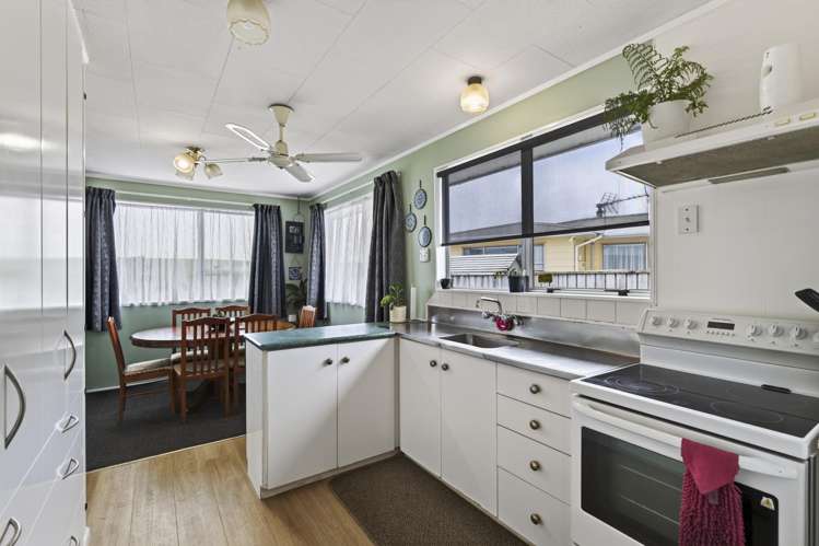 42 Gold Street Waitara_13
