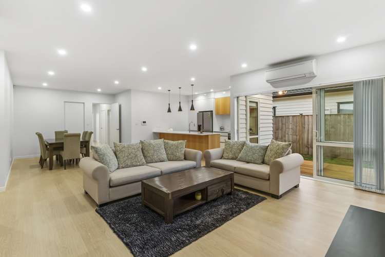 18 Black Beech Crescent Takanini_7