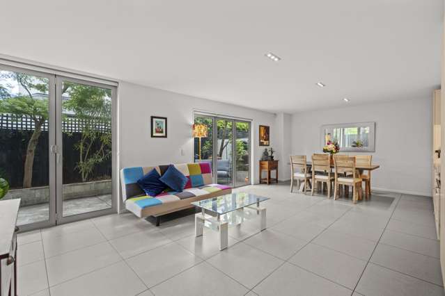 29e Geraldine Street Edgeware_3