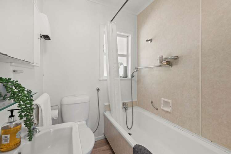 2/33 Dominion Street Takapuna_7