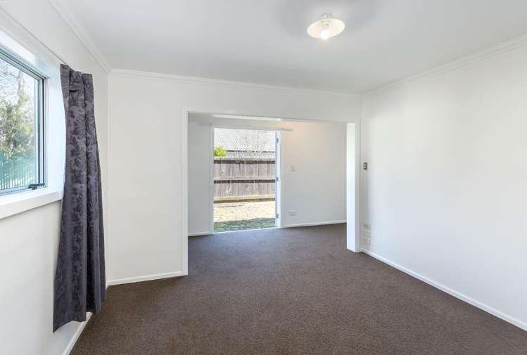 196 High Street North_3