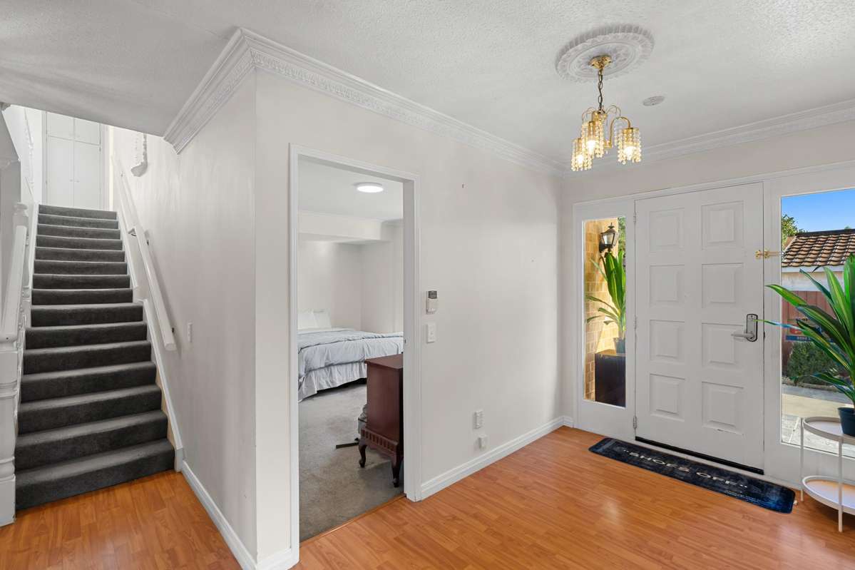 31 Montclare Avenue_3