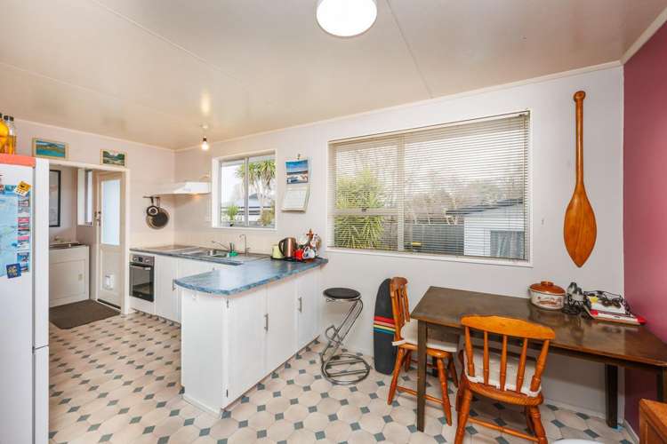 29 Ferndale Place Feilding_7
