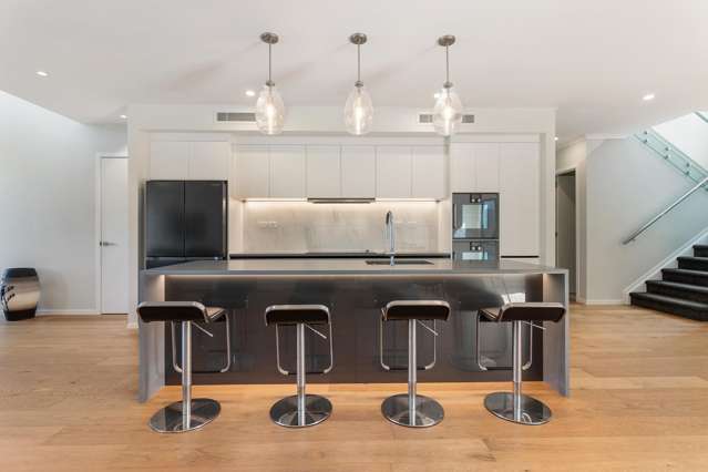 5 Headsail Drive Long Bay_2