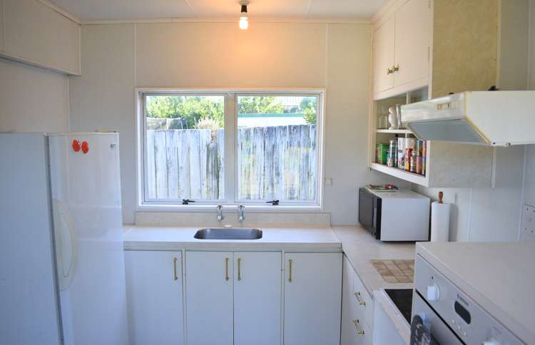 17 Drake Street Waikawa Beach_12