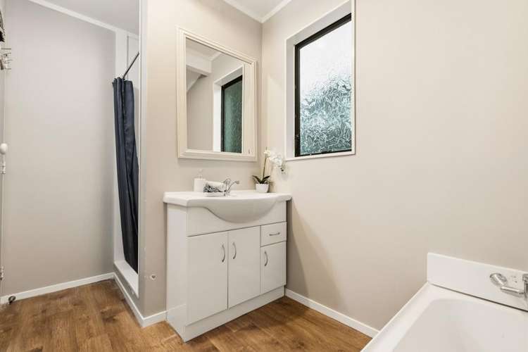 3 Hazlewood Ave Karori_11