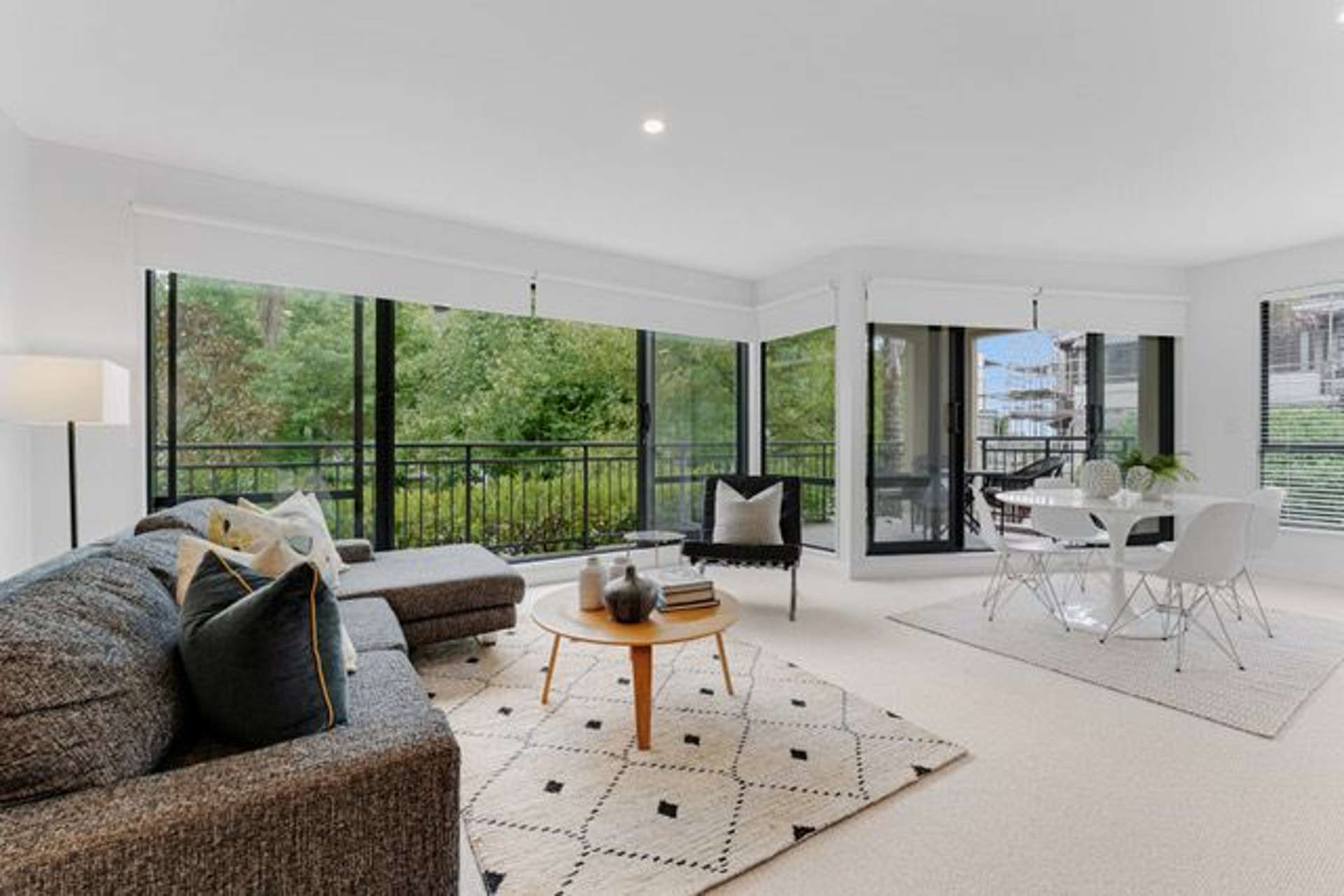 1B/5 Furneaux Way Remuera_0